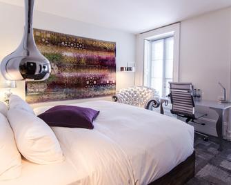 سي ثري - أوتيل آر دو فيفر - كويبيك ستي - غرفة نوم