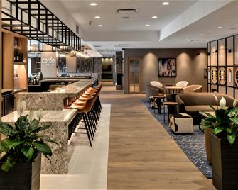 Delta Hotels by Marriott Kamloops - Kamloops - Lobi