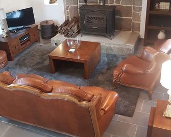 Relaxing Country Retreat - Vire Normandie - Living room