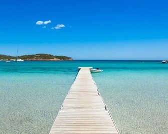 Villa Pleine De Charme A Ogliastrello - Figari - Strand