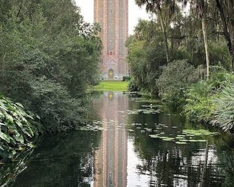 Cozy Lakefront Home - Lake Wales - Außenansicht