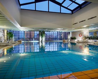 جراند بارك ووشي - وشى - حوض السباحة