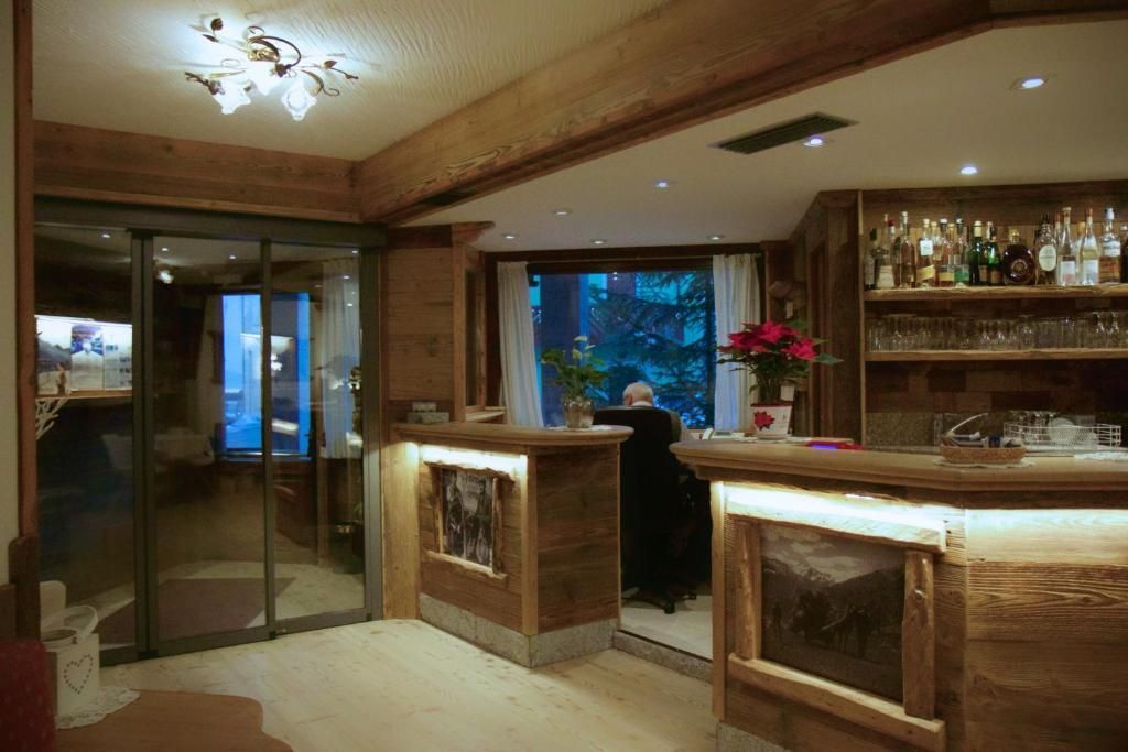 Hotel La Palù - פינצולו - דלפק קבלה