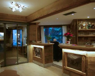 Hotel La Palù - פינצולו - דלפק קבלה