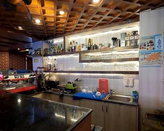 Luniva Restaurant And Guest House - Bhaktapur - Rezeption