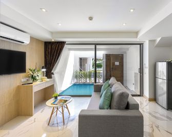 The Beachfront Hotel Phuket - Rawai