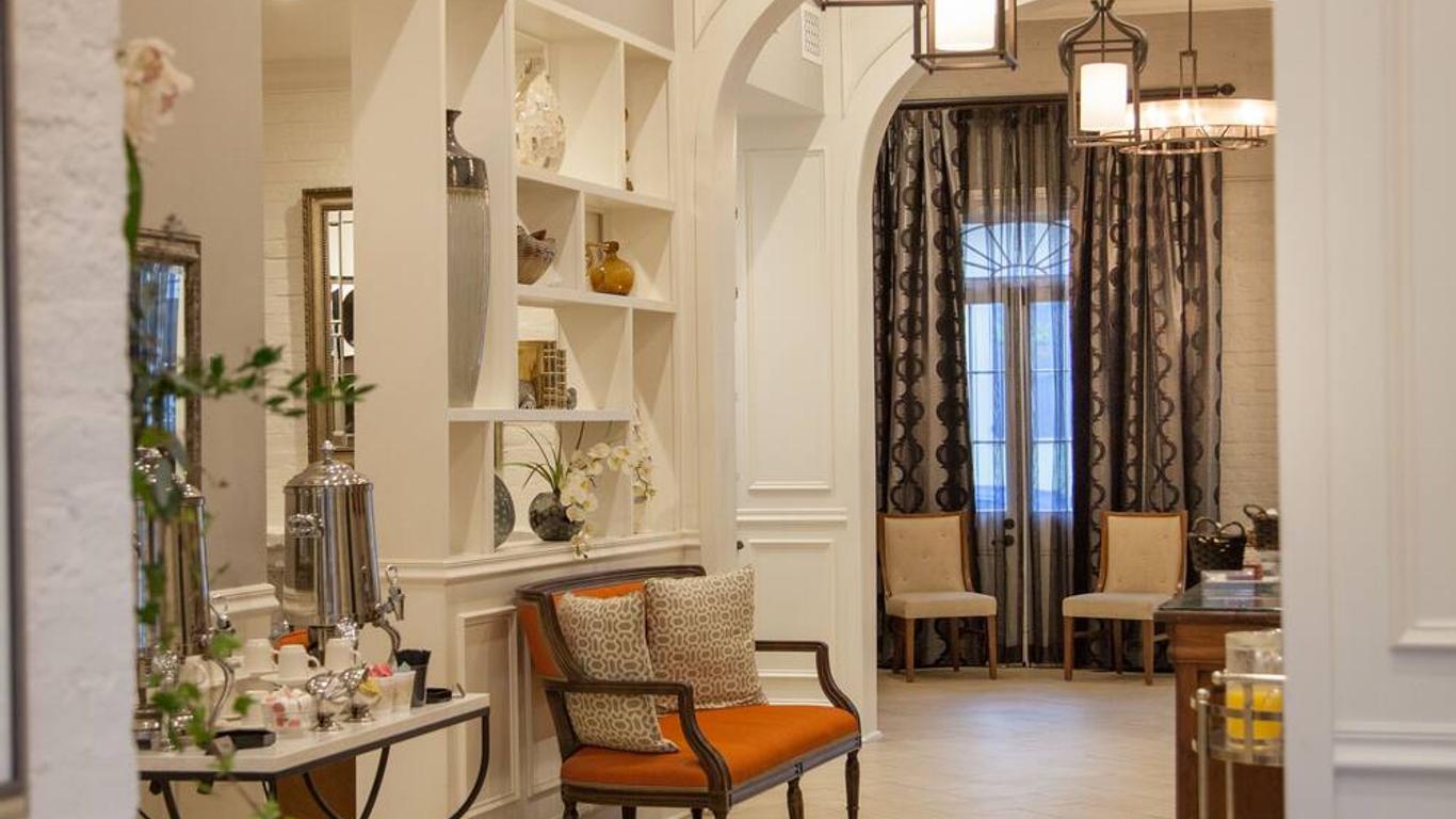 Hotel St. Pierre French Quarter