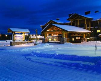 You did not die -but- You are going to Yellowstone is Heaven ! - West Yellowstone - Building