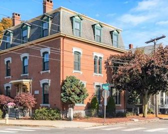 Morrill Mansion Inn | 6 | Self Check In | Parking - Portland - Edificio