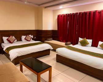 Hotel Narayana - Maihar - Bedroom