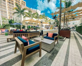 The Fairwind Hotel - Miami Beach - Patio