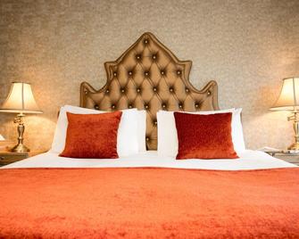 Signature Living at The Shankly Hotel - Liverpool - Bedroom