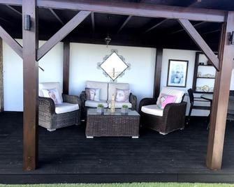 'I Folia' Village house with roof garden and terrace - Pissouri - Living room