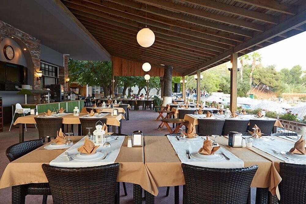 ميتيور بيتش هوتل