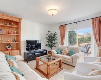 Villa Linda - Cala Blava - Living room