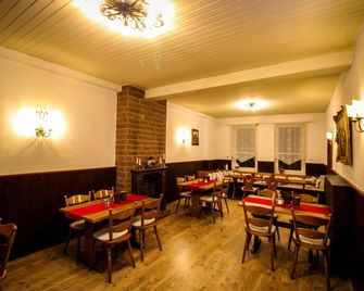 Hotel und Restaurant Zum Löwen - Gelnhausen - Restaurant