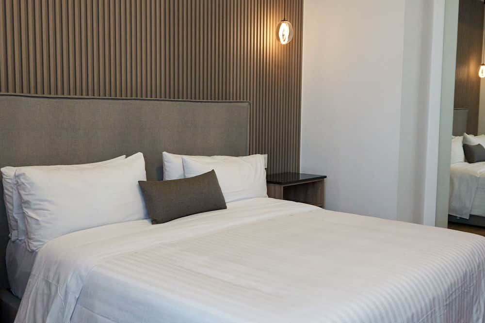Hotel Plaza Génova Centro thumbnail 3