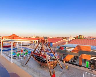 Pickalbatros Jungle Aqua Park - Neverland Hurghada - Hurghada - Balcony