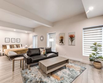 77 سان- فالير أبارت أوتل - كويبيك ستي - غرفة معيشة