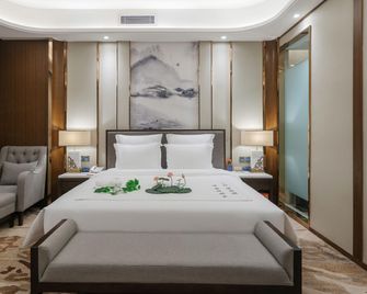 Btg Hangfa Airport Hotel - Luzhou - Bedroom
