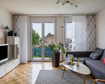 Meienreis - Breisach am Rhein - Wohnzimmer