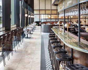 Novotel Auckland Airport - Auckland - Bar