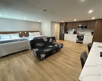 Western Traveller Motel - Grand Forks - Chambre