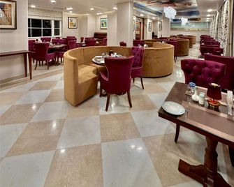 Best Western Prince - Bijnor - Bar