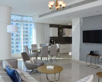 The Lodge Suites - Manama - Comedor
