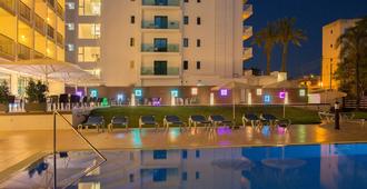 Hotel Luxor - Palma - Piscina