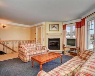 Condo Lac Archambault 326 - Saint-Donat-de-Montcalm - Salon