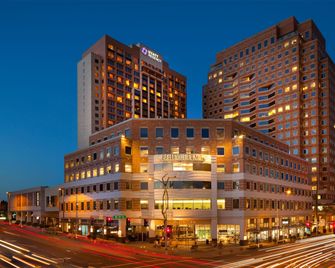 Hyatt Regency Bellevue - Bellevue - Building