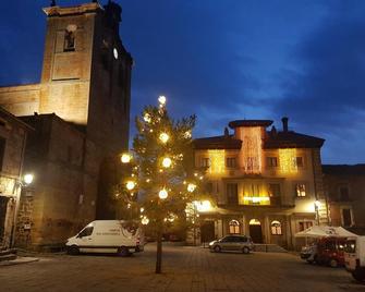 Hotel Virginia R.H. - Vinuesa - Building