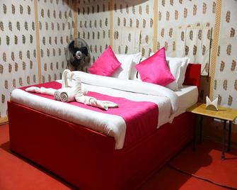 Royal Peepli Desert Camp - Jaisalmer - Bedroom