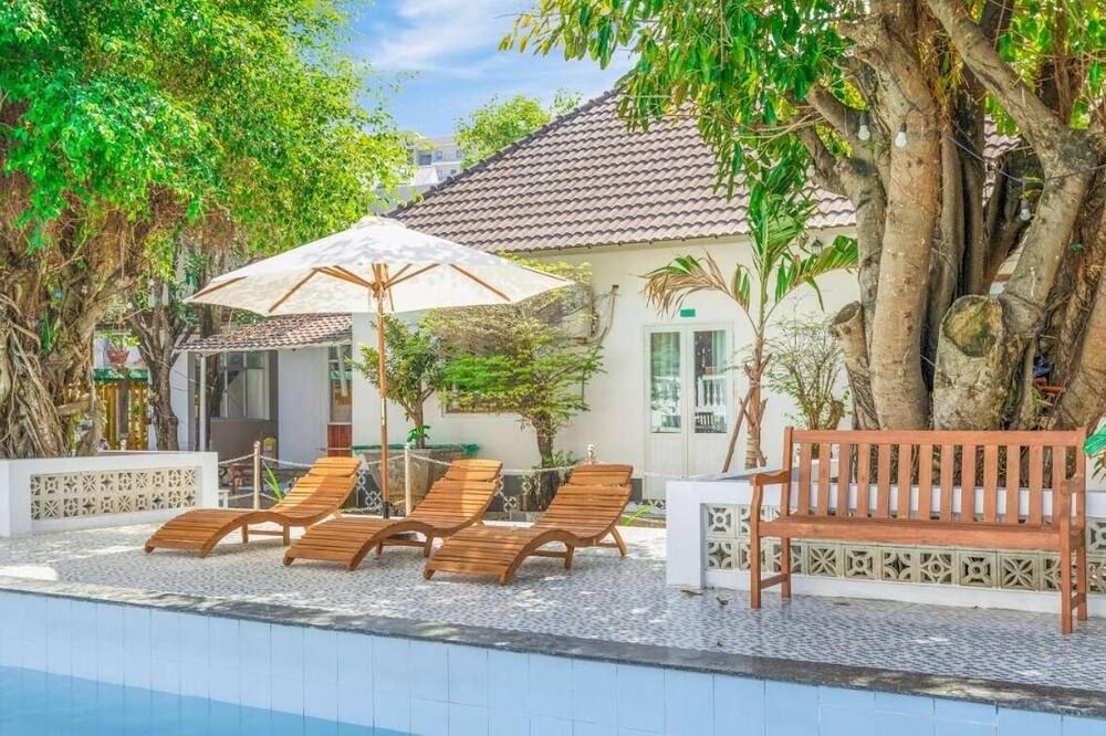 Caroline Resort - וונג טאו - פטיו