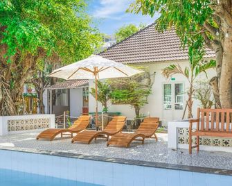Caroline Resort - Vung Tau - Patio
