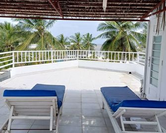 Beach apartment gorgeous 2 bedrooms for Holidays - Malindi - Balcony