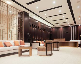 لو لاجون كلوب آن أفير - ياوندى - ردهة