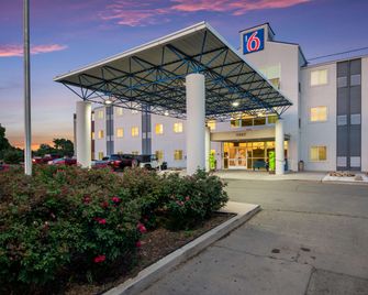 موتل 6 روزويل، نيو مكسيكو - روزويل - مبنى