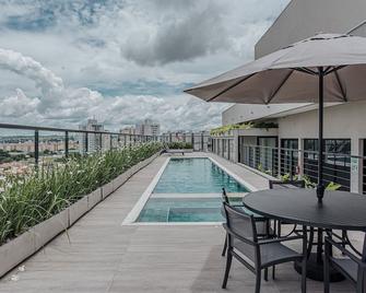 Actual - Smarthouse - Uberlândia - Piscina