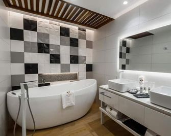 First Class Providencia - Adults Only - Guadalajara