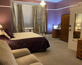 The Belmont - Shanklin - Bedroom