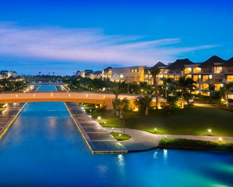 Hard Rock Hotel & Casino Punta Cana - Punta Cana - Building