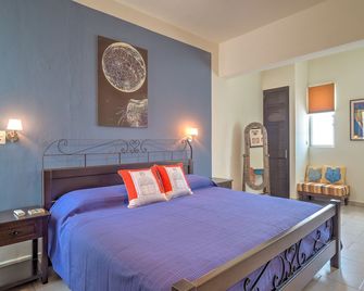 Casa Gatita, Santiago Stunner with Garage - Mérida - Bedroom