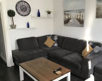 2 Bedroom Luxury Apartment Near Liverpool Football Ground - Liverpool - Huiskamer