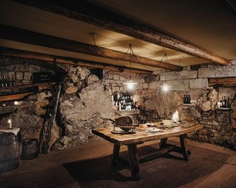 Casa Krasna Gourmet Boutique Hotel - Lipica - Dining room