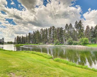 Creekside Apartment in Kalispell on 5 Acres - Kalispell - Outdoor view