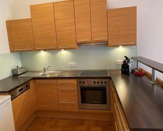 Hopfeld - Apartment - Штоккерау - Кухня