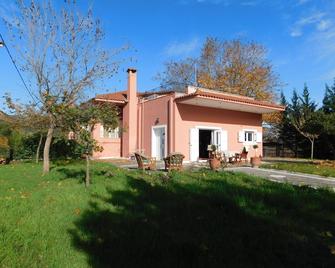Villa Aris - Olympia - Bâtiment