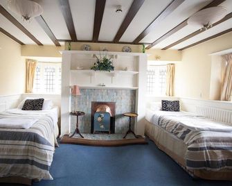 Barons Court Hotel - Wolverhampton - Ložnice
